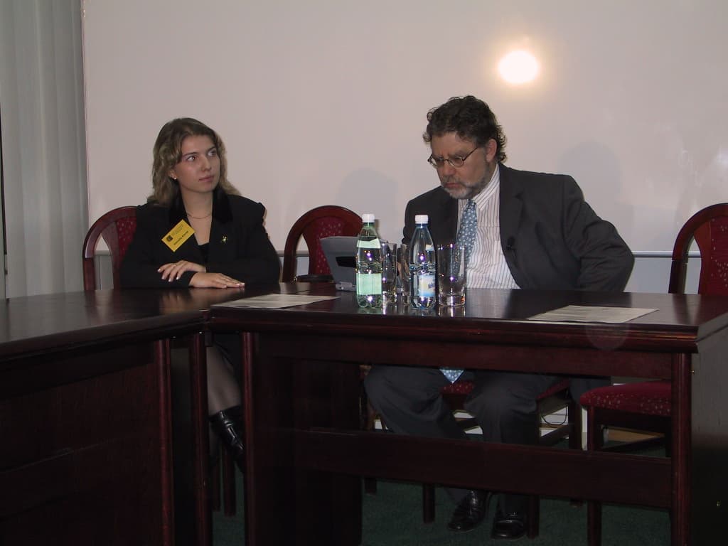 common.galleryImageAlt