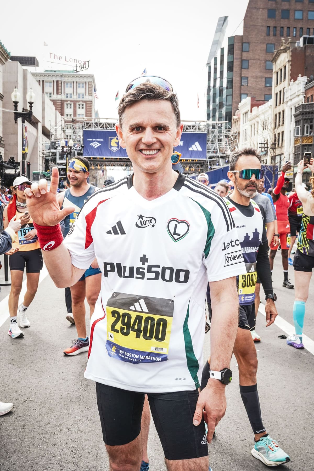 common.galleryImageAlt